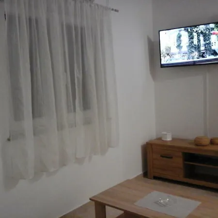 Lägenhet Kreso I Niko Grebaštica